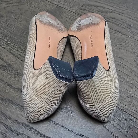 Salvatore Ferragamo Vintage Suede Textured Block Heel Mini Pump - Picture 7 of 13